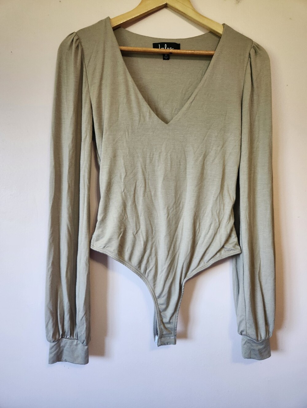 Lulus Kaylene Taupe V-Neck Balloon Long Sleeve Thong Bodysuit Minimalist Top M
